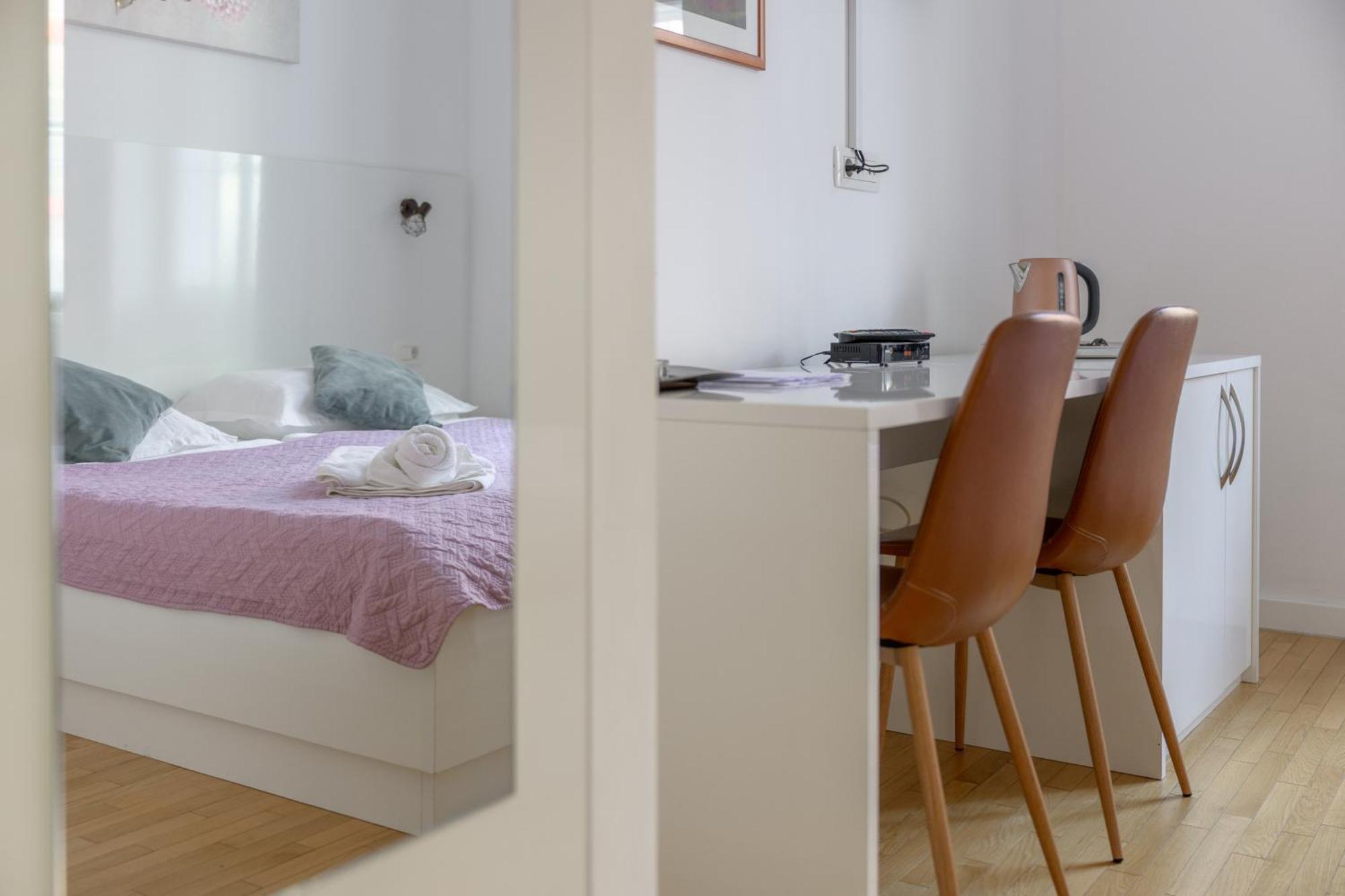 Niva Rooms & Studio Apartment Zagreb Extérieur photo